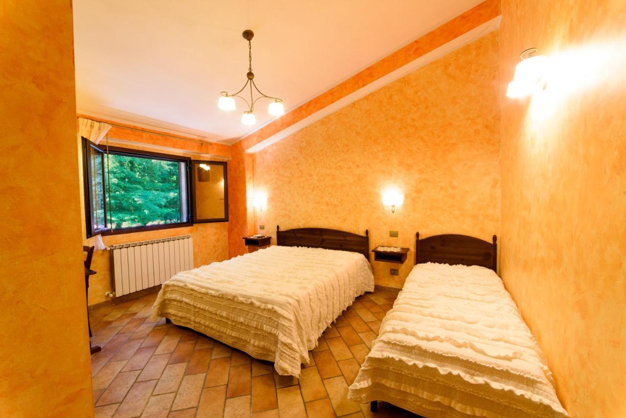 Vecchio Mulino Hotel Castel del Giudice ภายนอก รูปภาพ