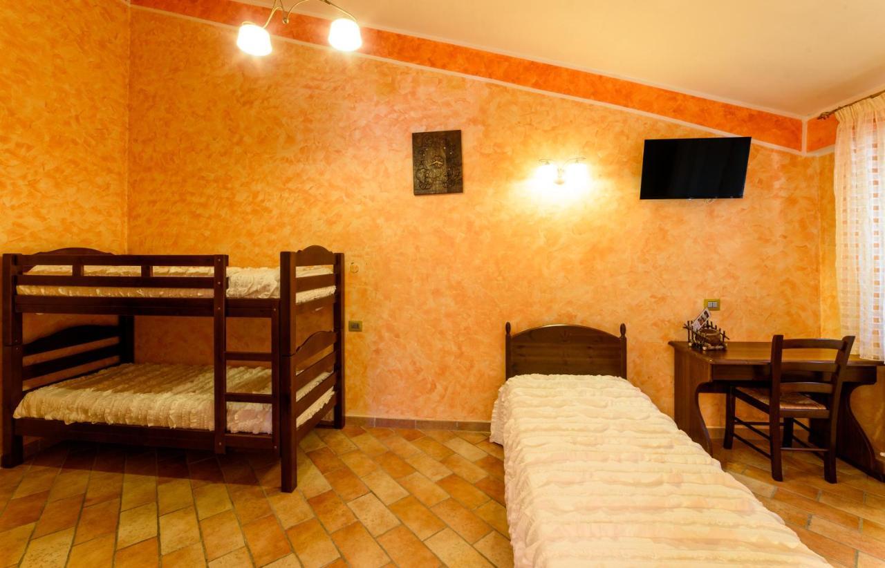 Vecchio Mulino Hotel Castel del Giudice ภายนอก รูปภาพ