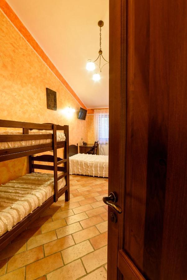 Vecchio Mulino Hotel Castel del Giudice ภายนอก รูปภาพ